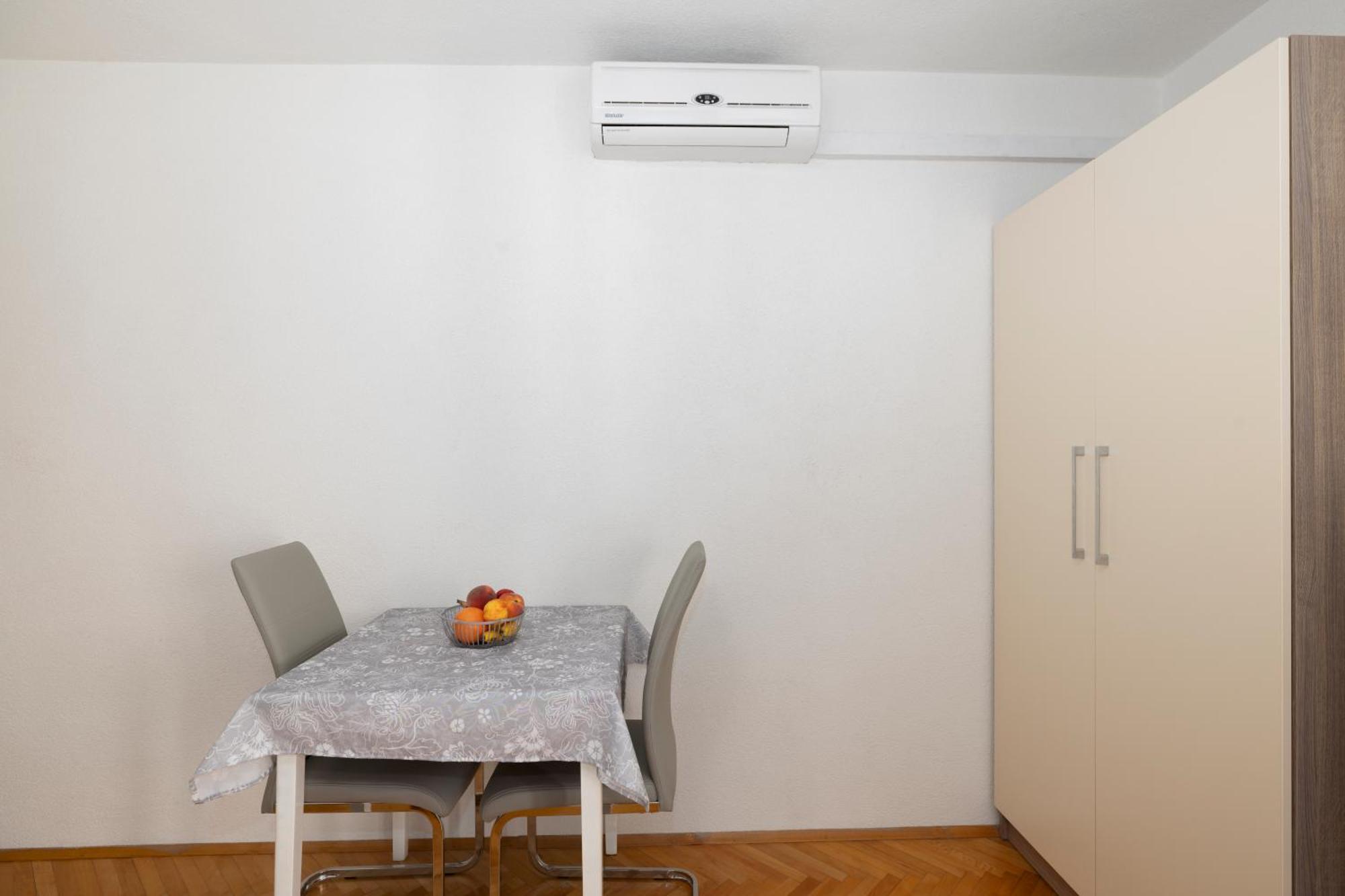 Apartmani Marta Tučepi Exterior foto